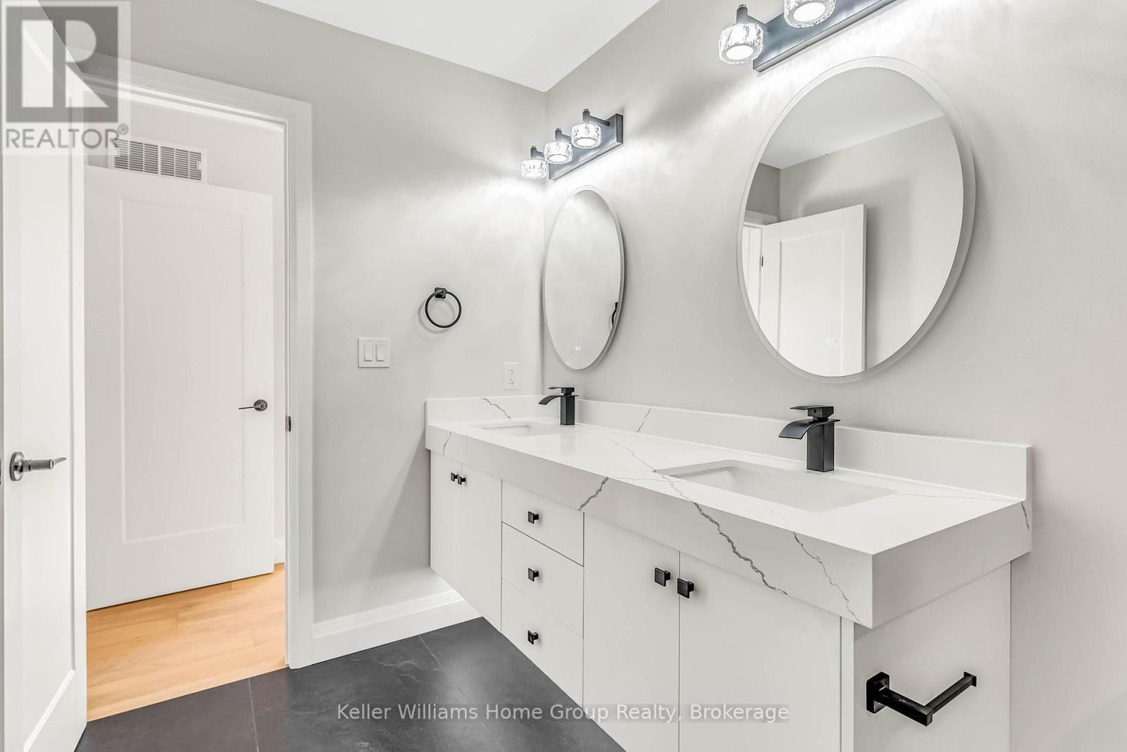 739 ERBSVILLE ROAD Image 35