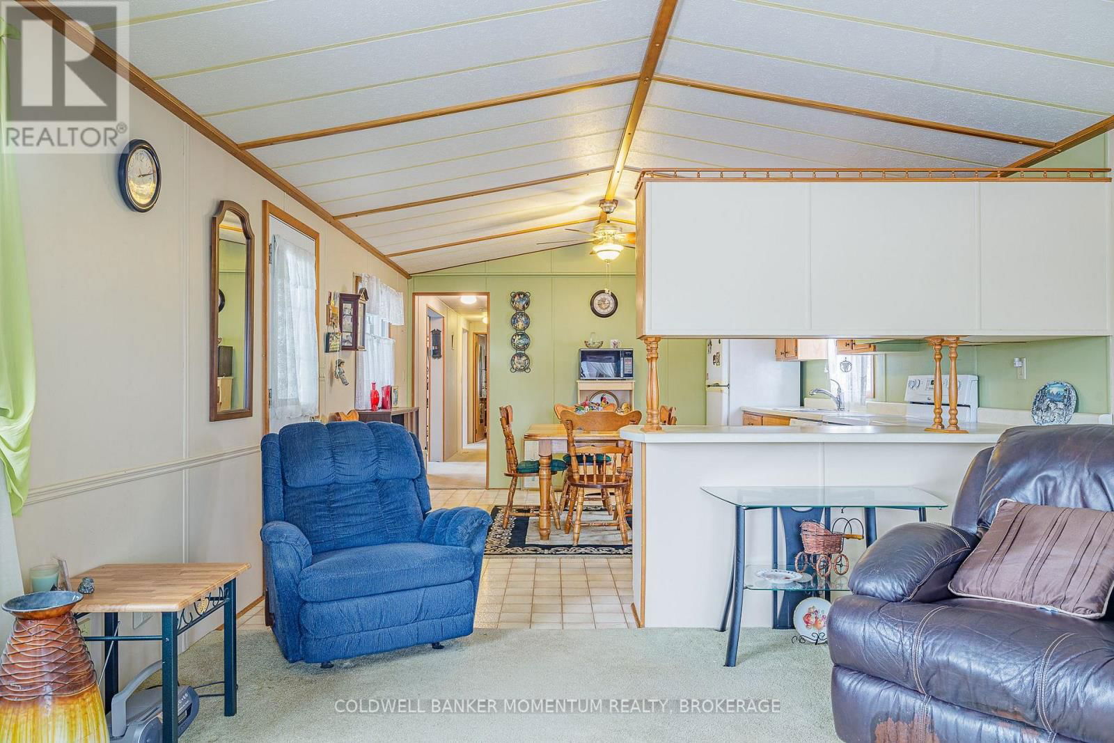 52 - 3033 TOWNLINE ROAD Image 16