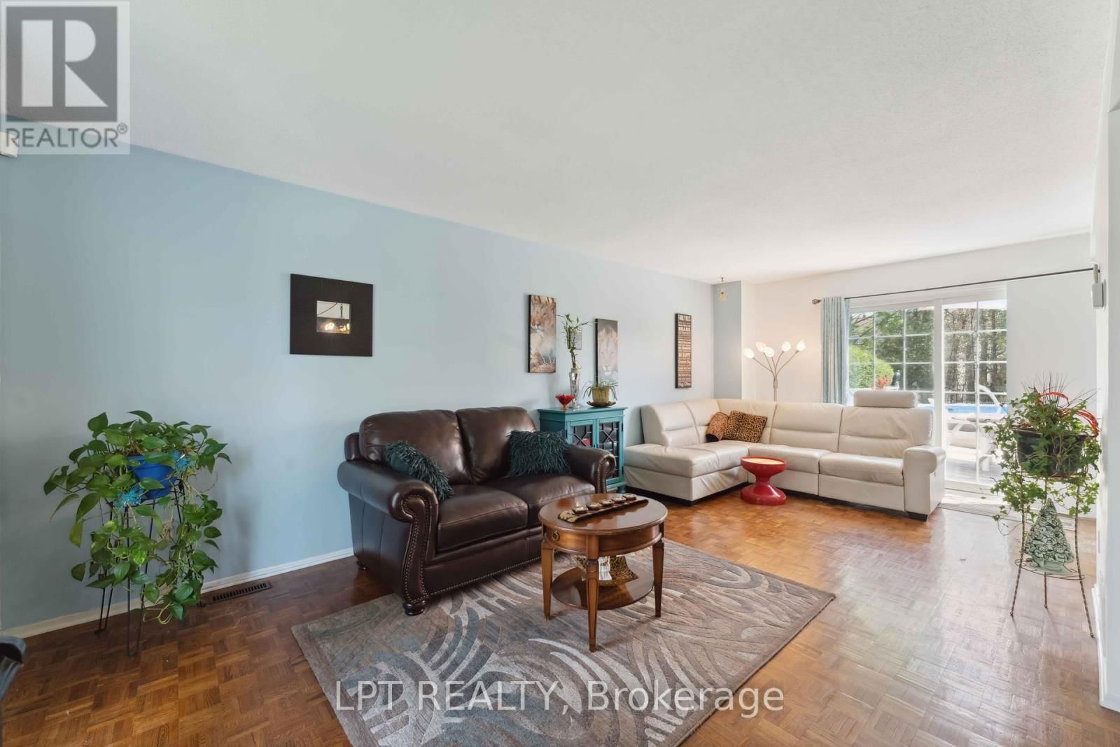 61 FIELDGATE DRIVE Image 17