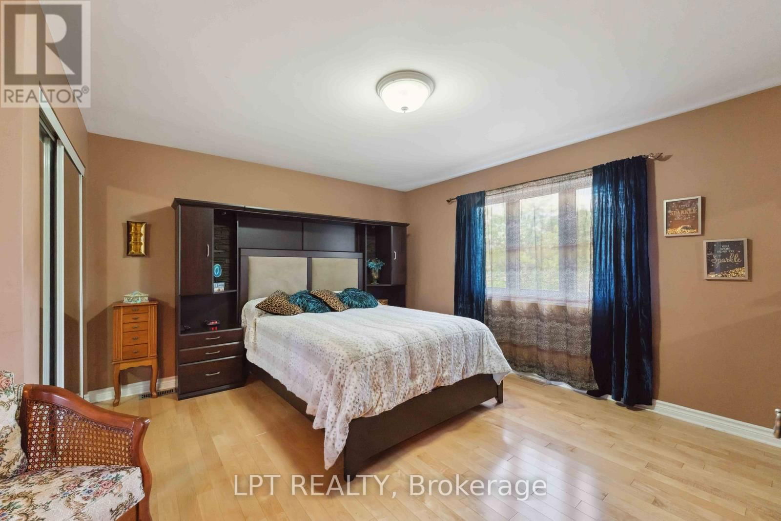 61 FIELDGATE DRIVE Image 23