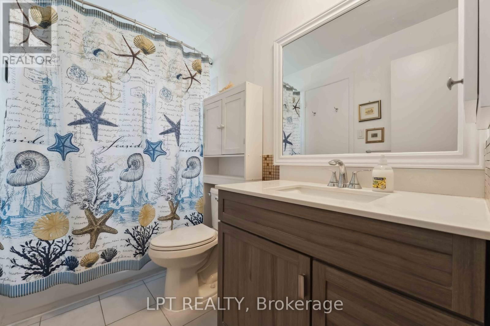 61 FIELDGATE DRIVE Image 28