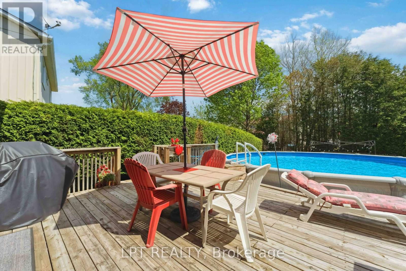 61 FIELDGATE DRIVE Image 36