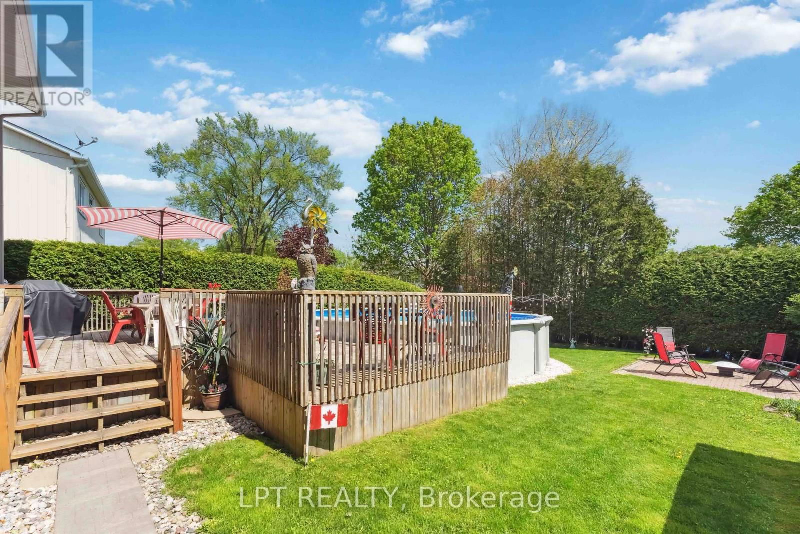61 FIELDGATE DRIVE Image 37