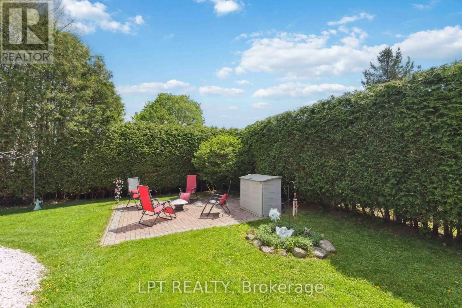 61 FIELDGATE DRIVE Image 39