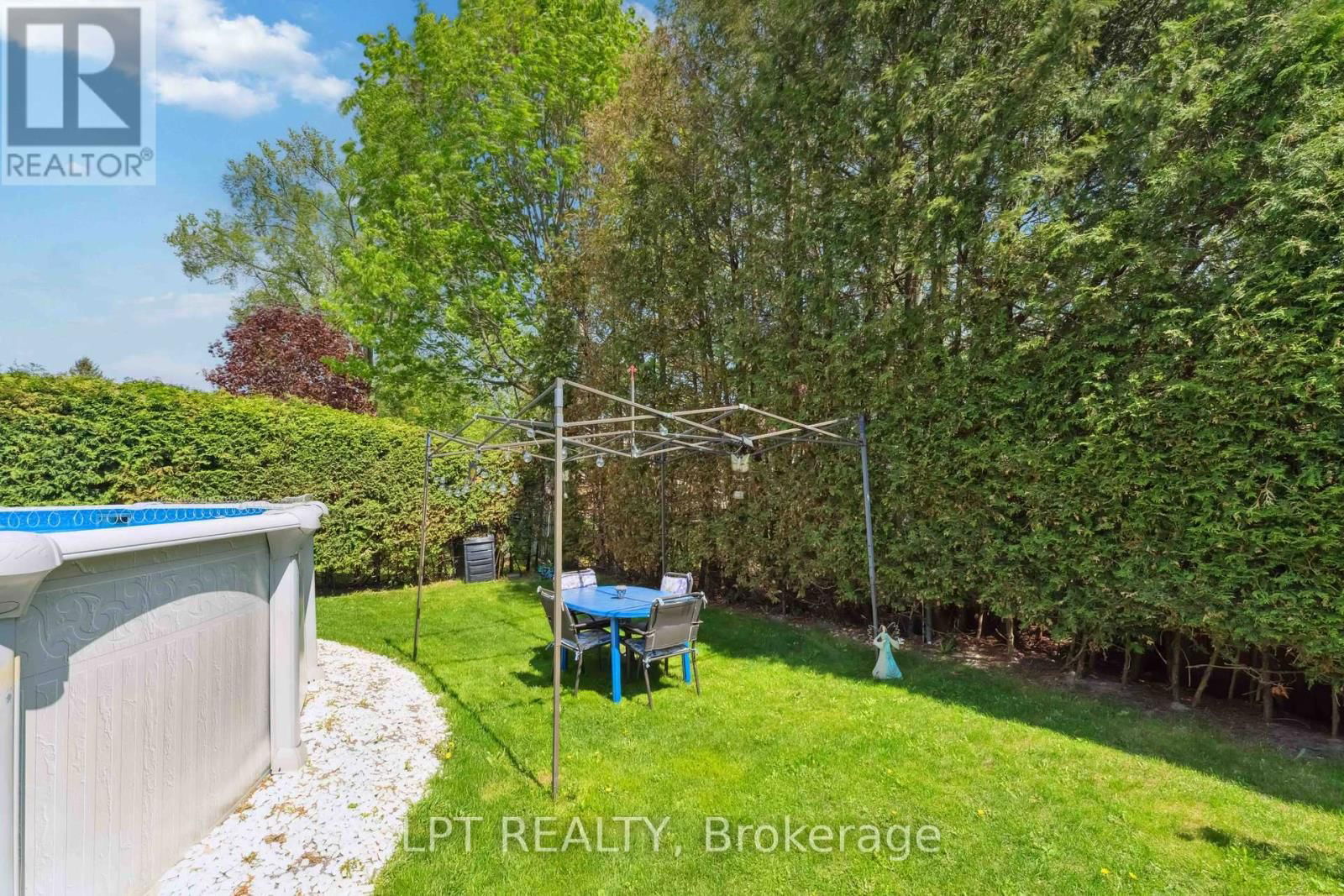 61 FIELDGATE DRIVE Image 40