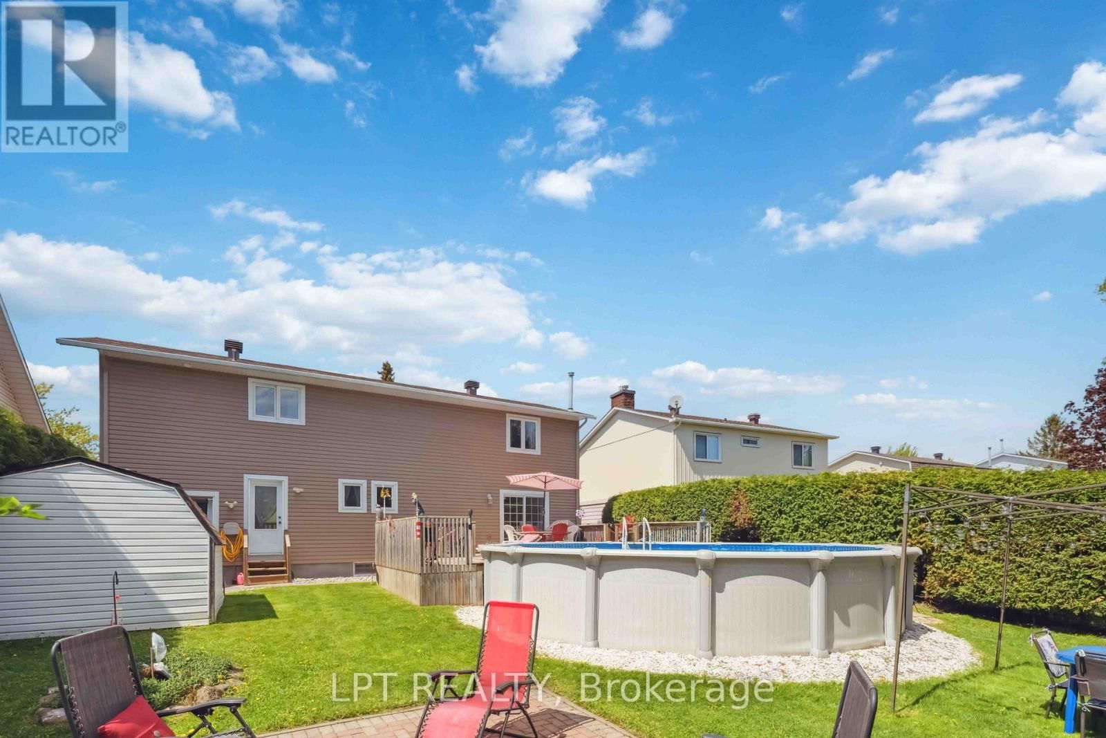 61 FIELDGATE DRIVE Image 41