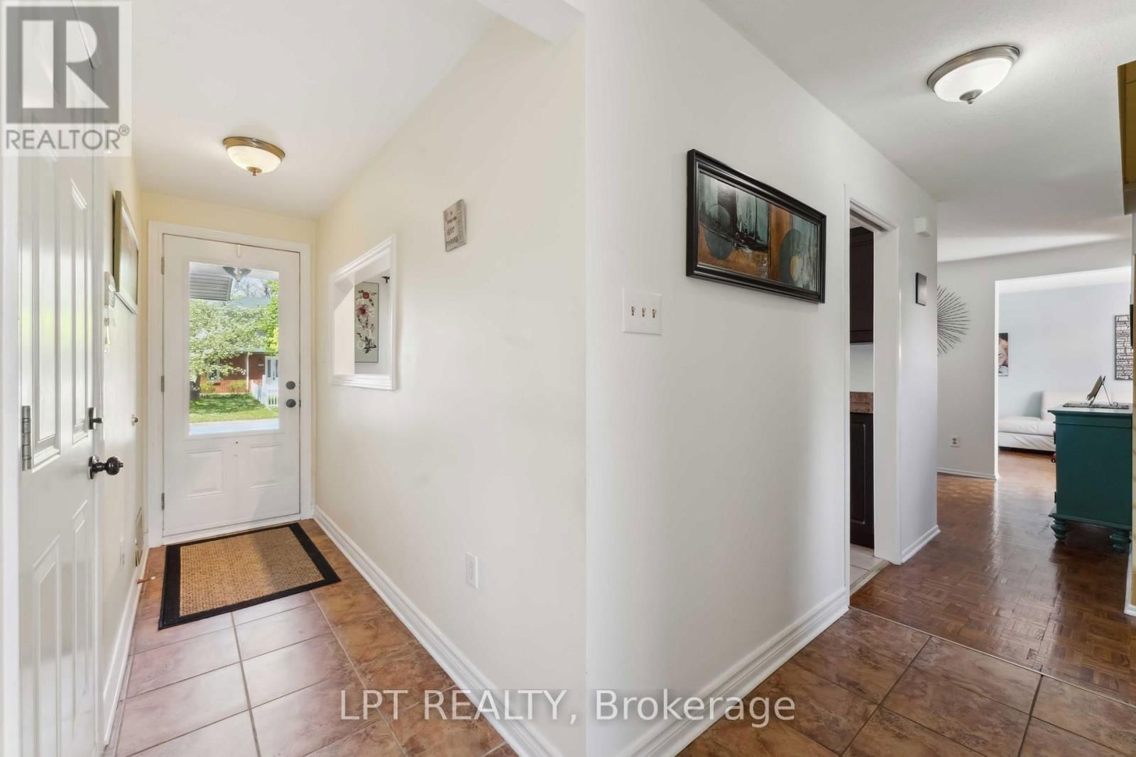 61 FIELDGATE DRIVE Image 5