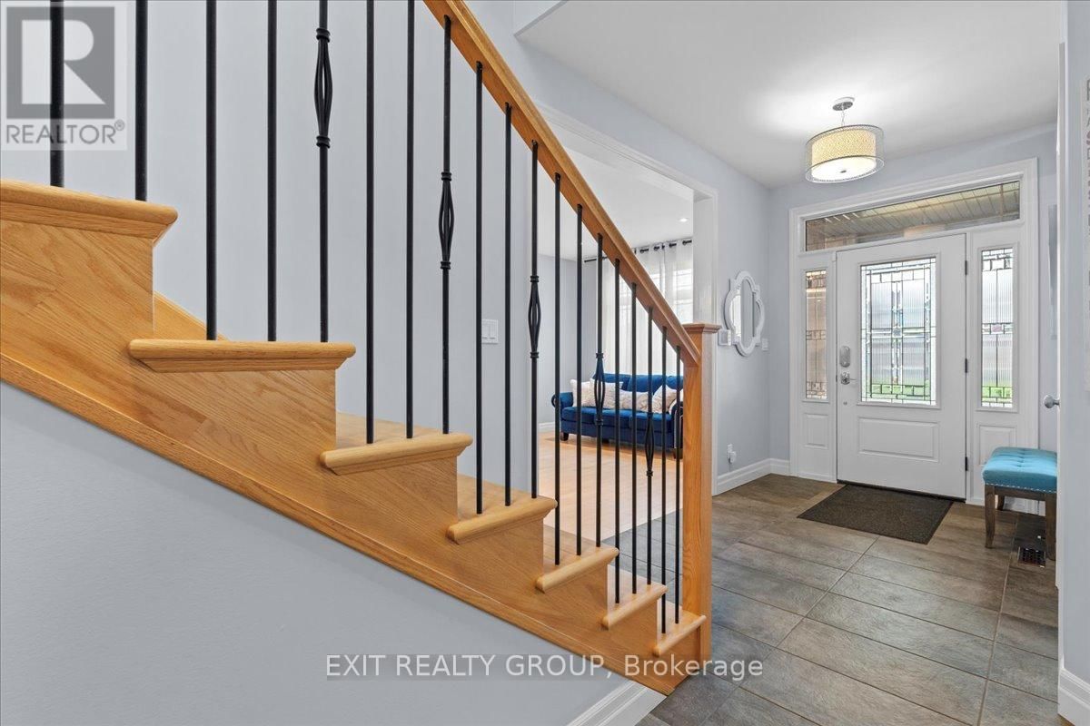 32 VERTIS COURT Image 3