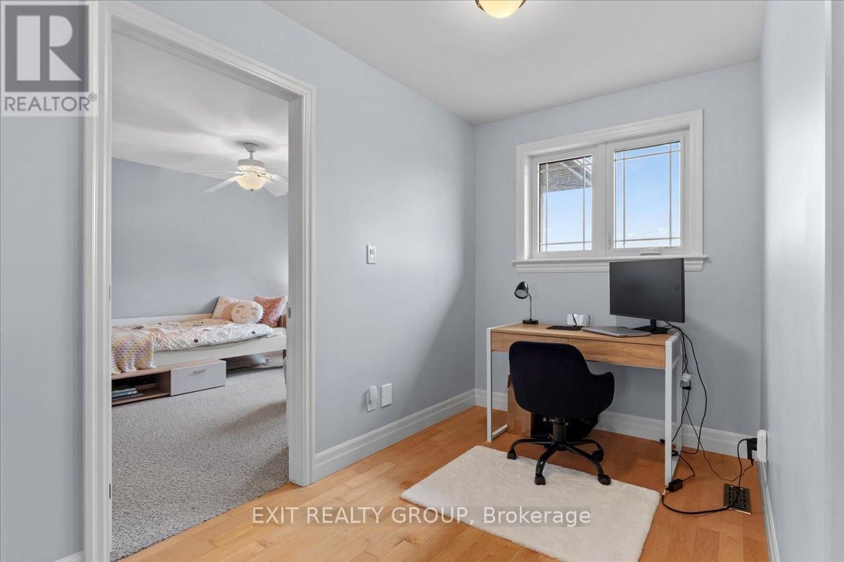 32 VERTIS COURT Image 31