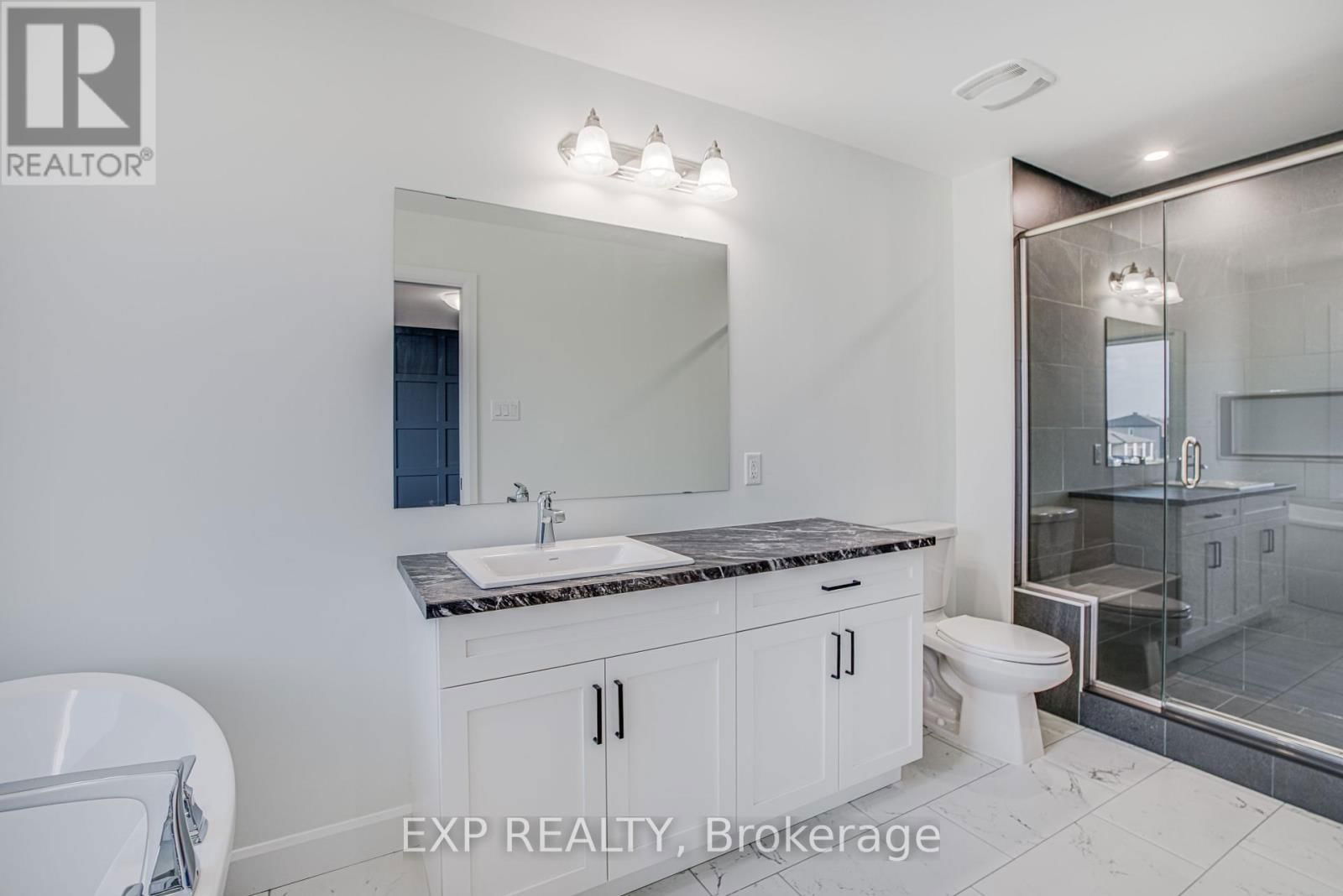 347 HAZEL CRESCENT Image 21