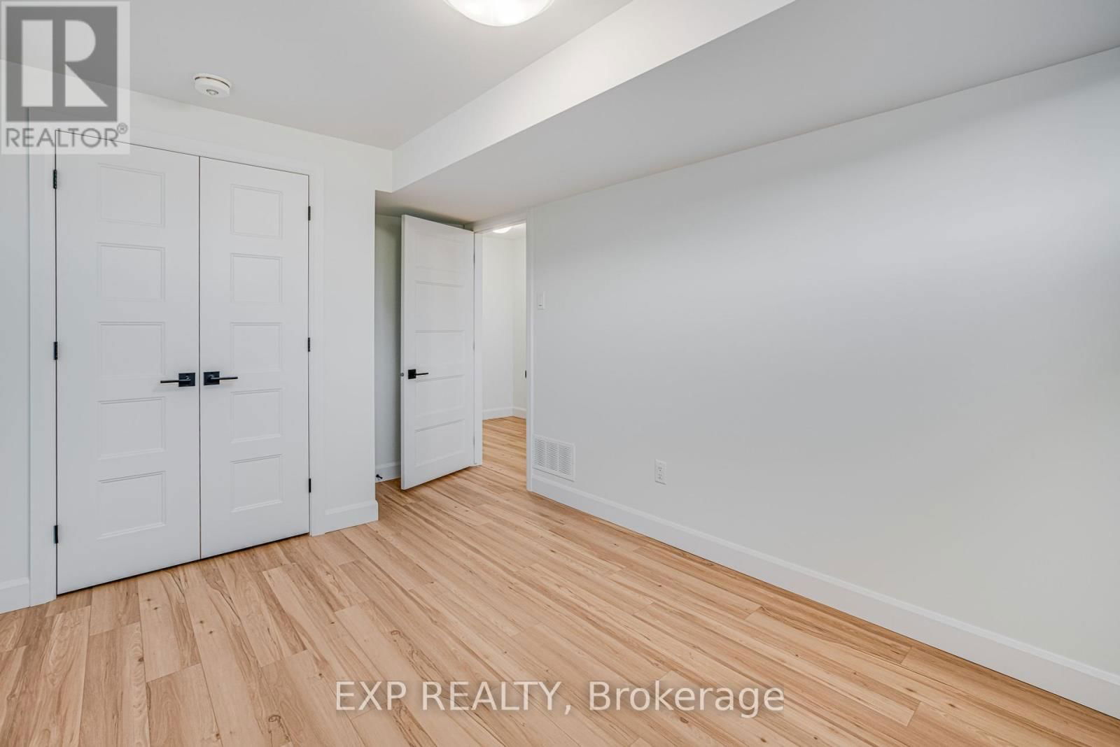 347 HAZEL CRESCENT Image 31
