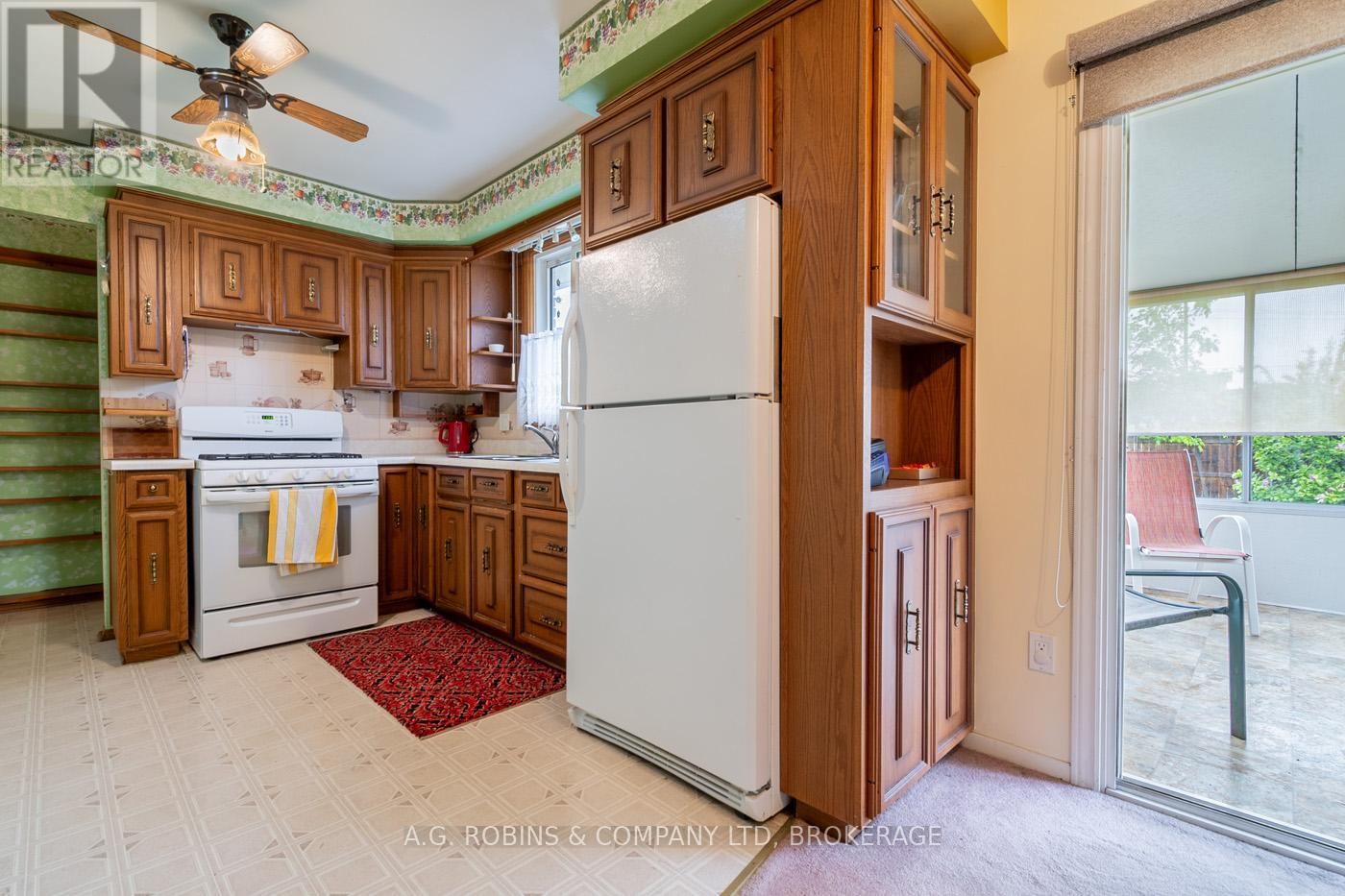8 MADISON STREET Image 12