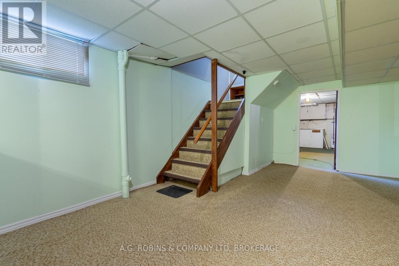 8 MADISON STREET Image 20