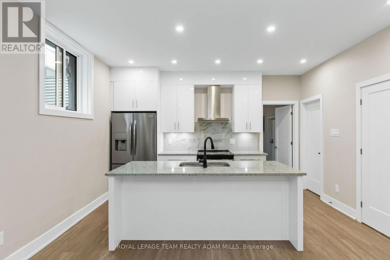 D - 419 RAVENHILL AVENUE Image 11
