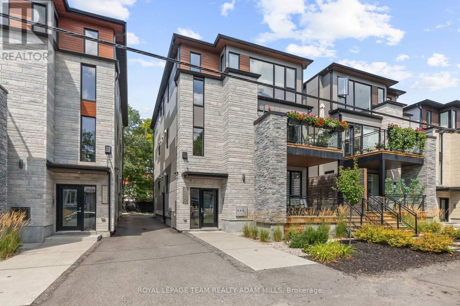 D - 419 RAVENHILL AVENUE Image 2