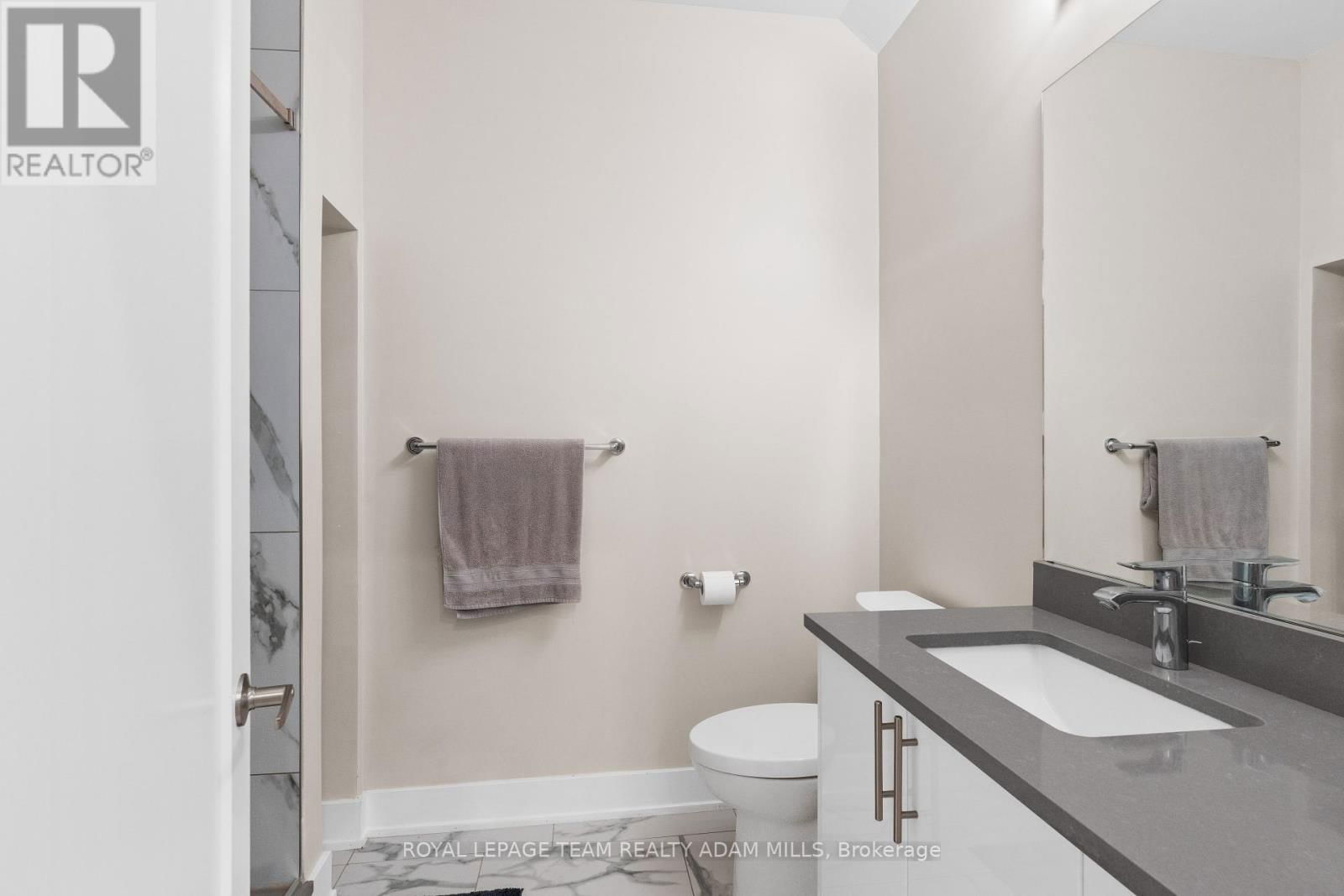 D - 419 RAVENHILL AVENUE Image 20