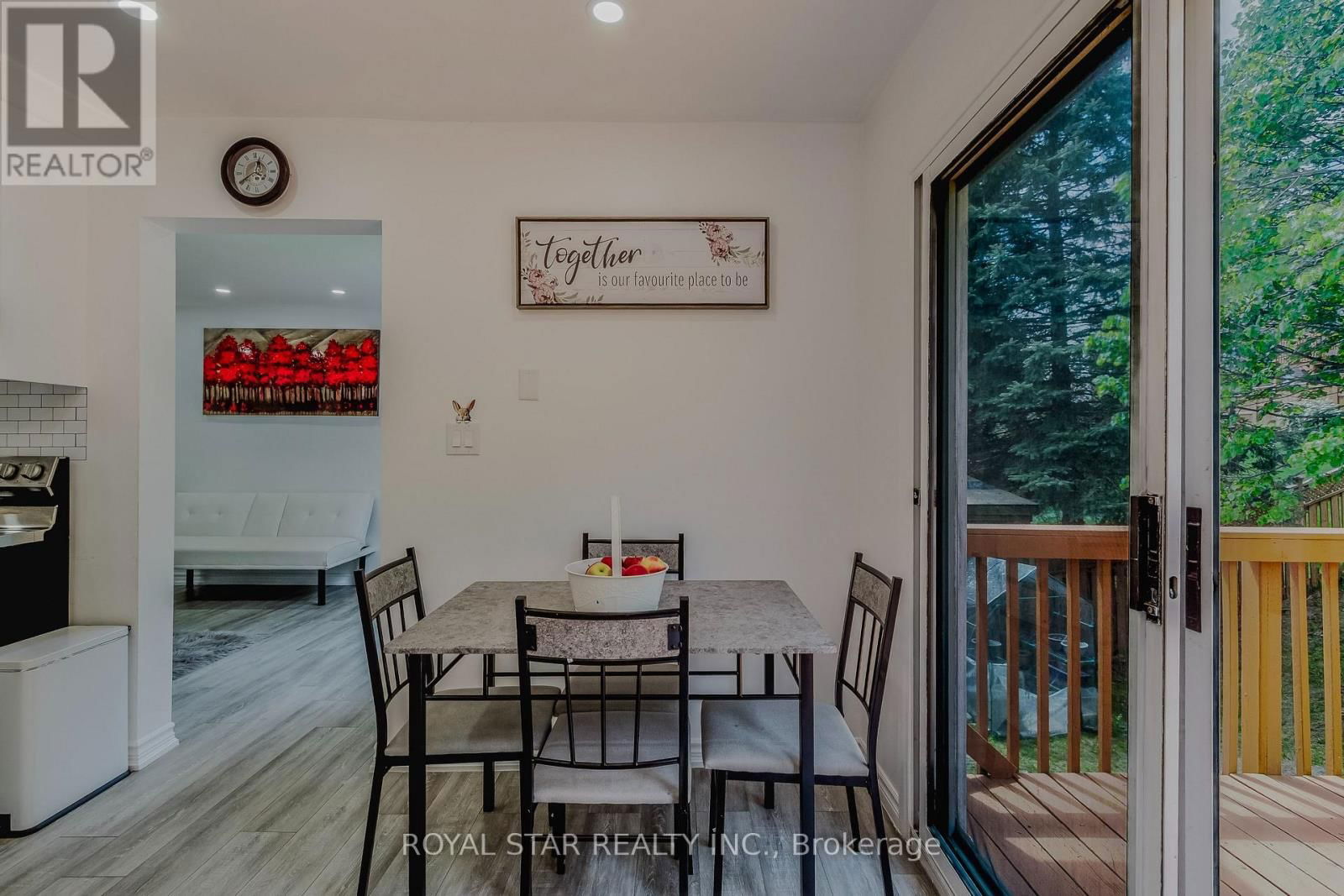 17 EVERGREEN COURT Image 13