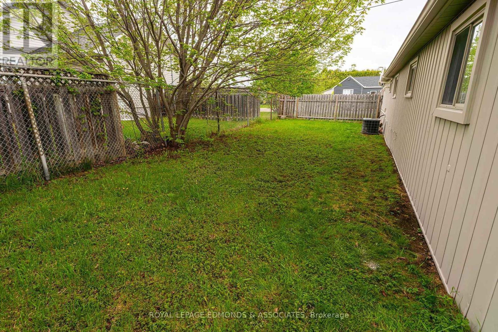 3 ETHEL STREET Image 25