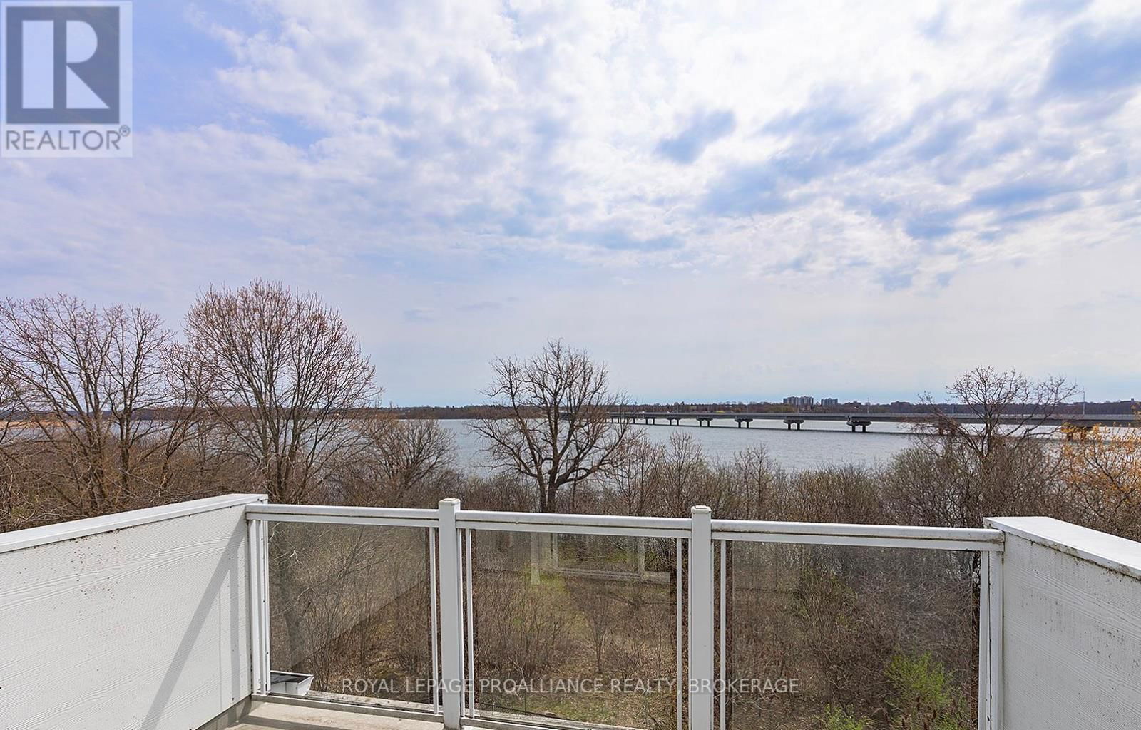 712 NEWMARKET LANE Image 25