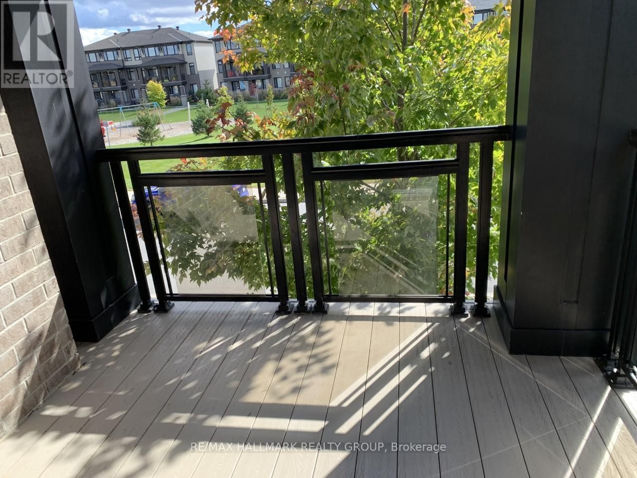 240 LEATHER LEAF TERRACE Image 20