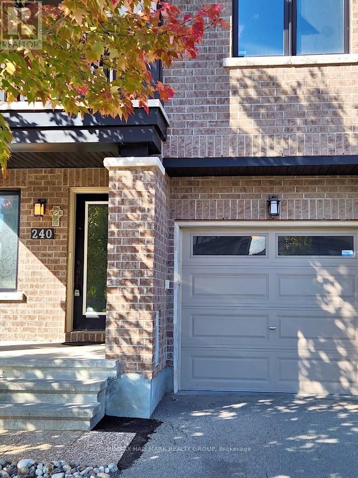 240 LEATHER LEAF TERRACE Image 4