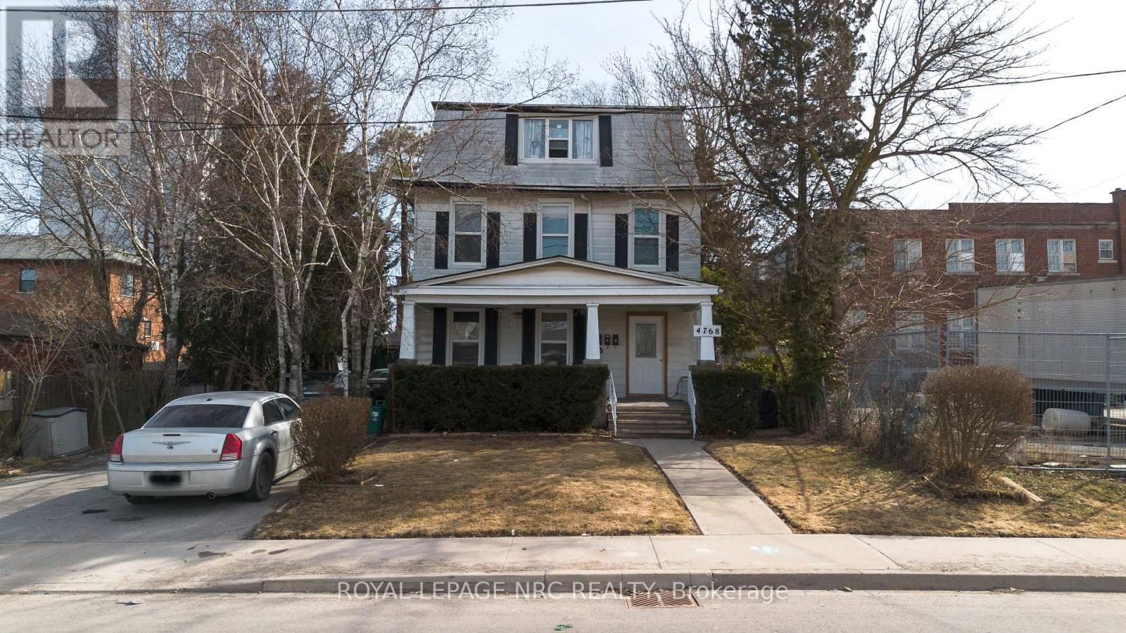 4768 CRYSLER AVENUE Image 11