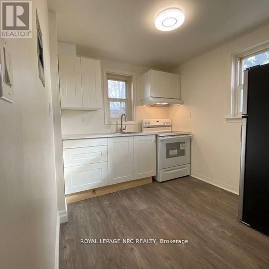 4768 CRYSLER AVENUE Image 18