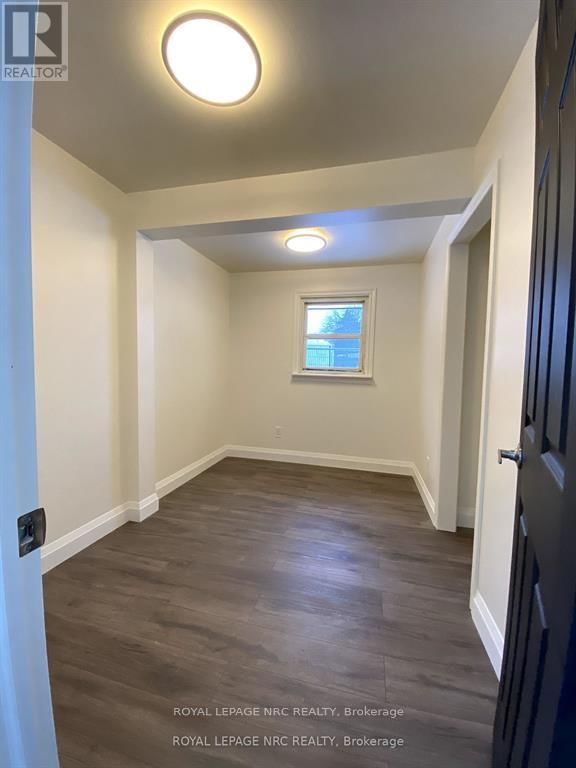 4768 CRYSLER AVENUE Image 39