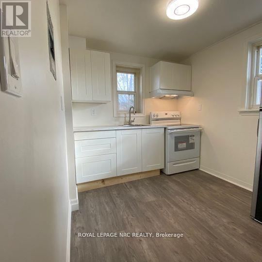 4768 CRYSLER AVENUE Image 42
