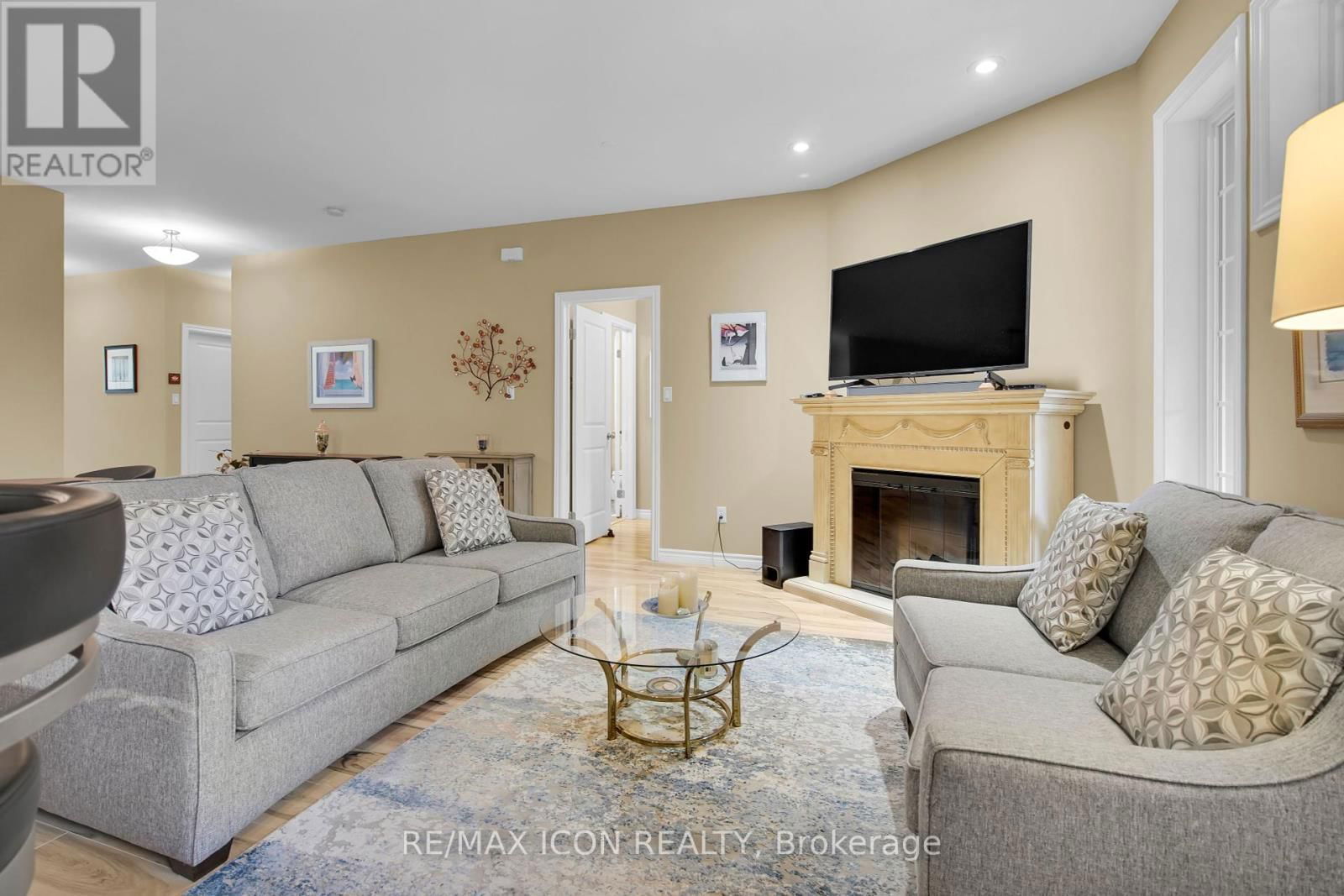 34 OAKWOOD LINKS LANE Image 11