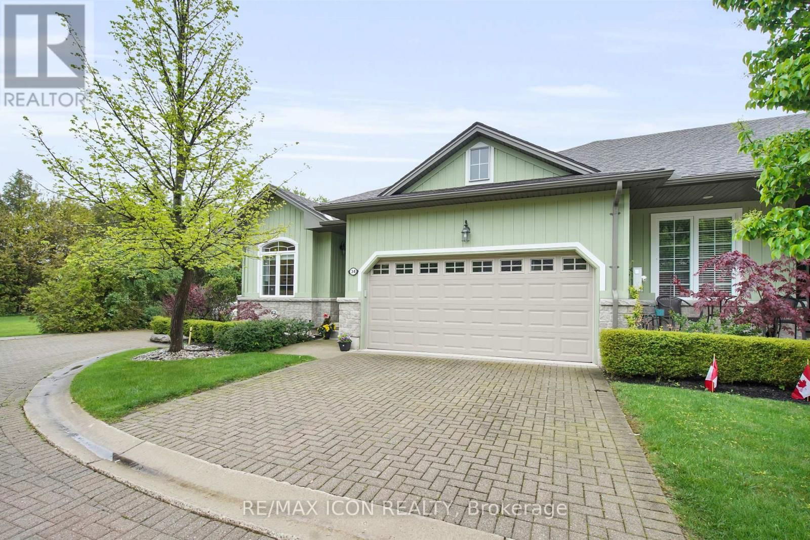 34 OAKWOOD LINKS LANE Image 2