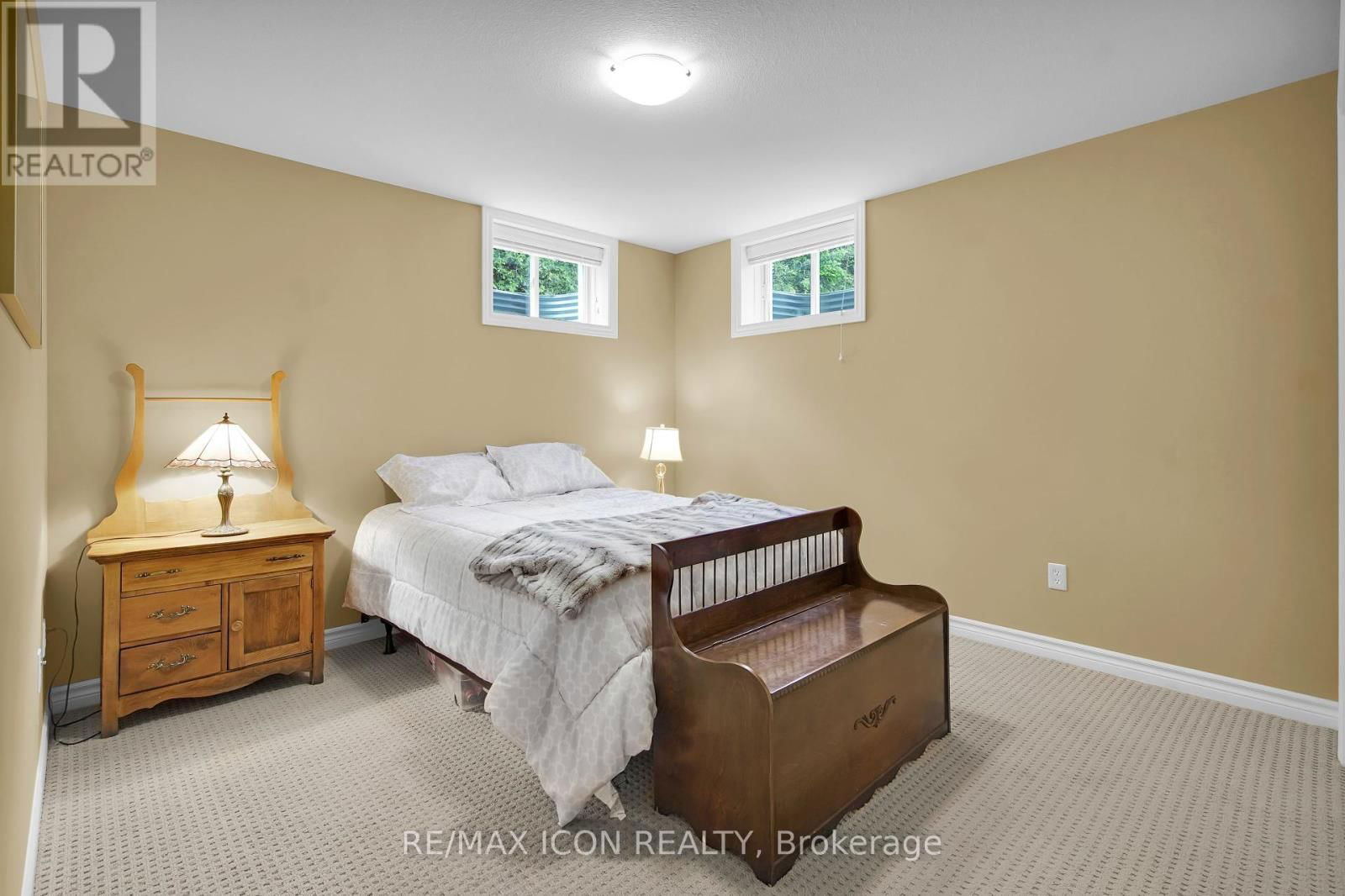 34 OAKWOOD LINKS LANE Image 34