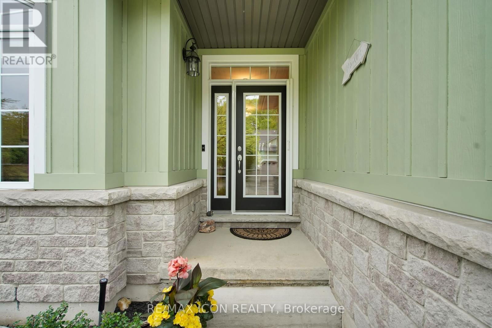 34 OAKWOOD LINKS LANE Image 4