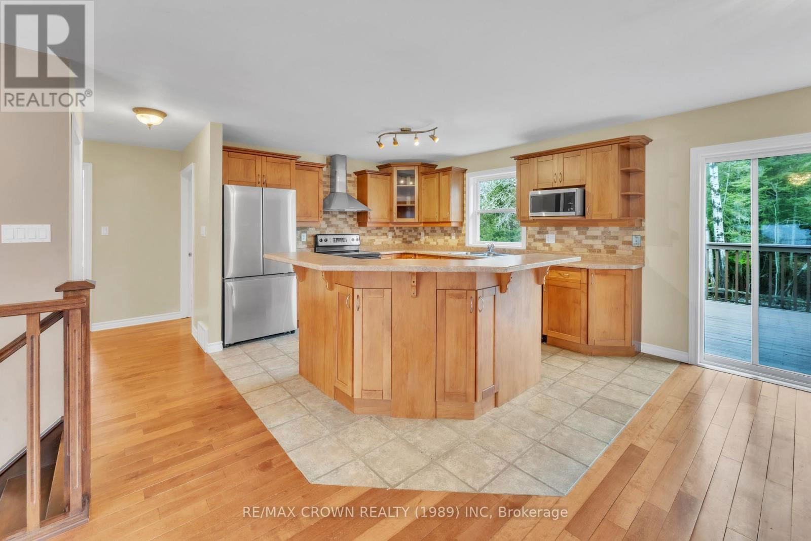 293 OSPREY CRESCENT Image 22
