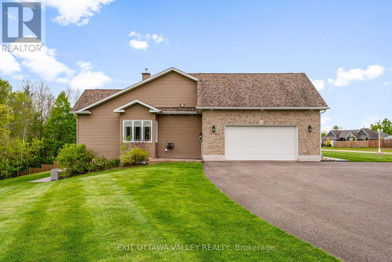 34 LAKERIDGE TRAIL Image 2