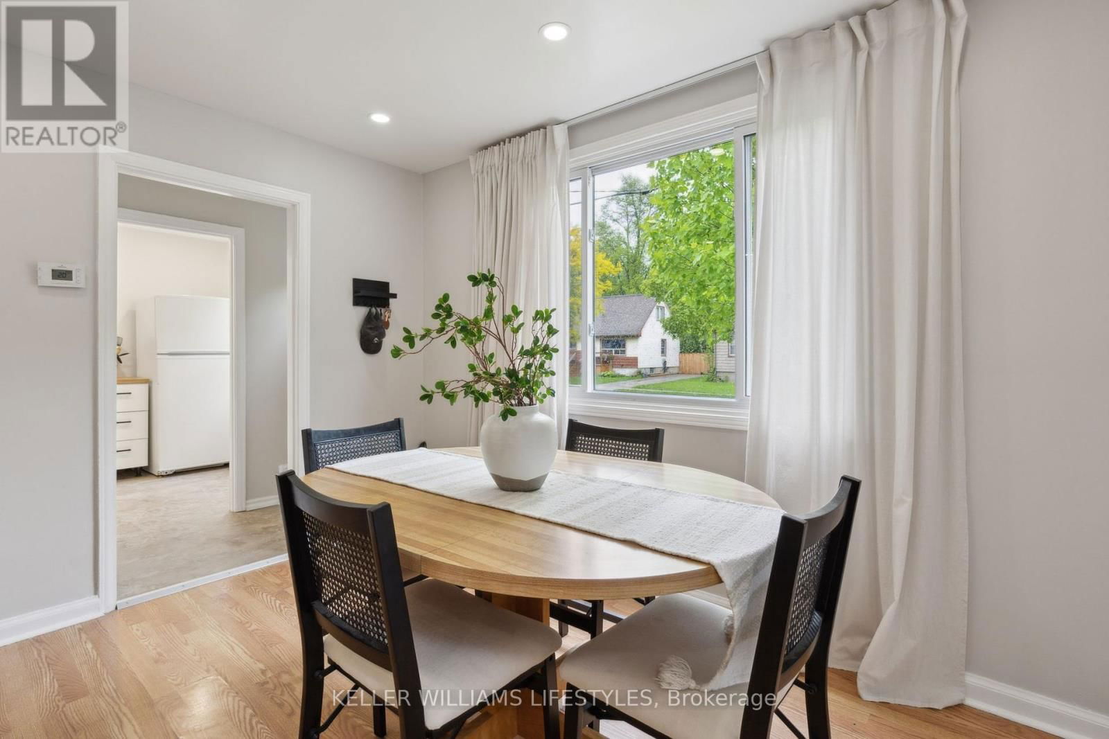 381 AVONDALE ROAD Image 6