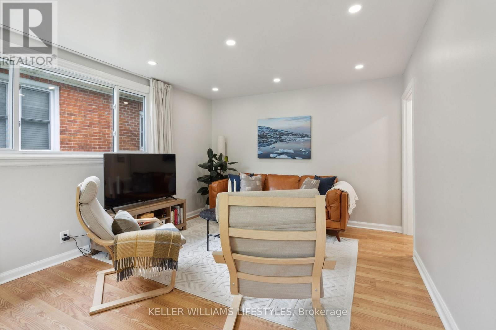 381 AVONDALE ROAD Image 7