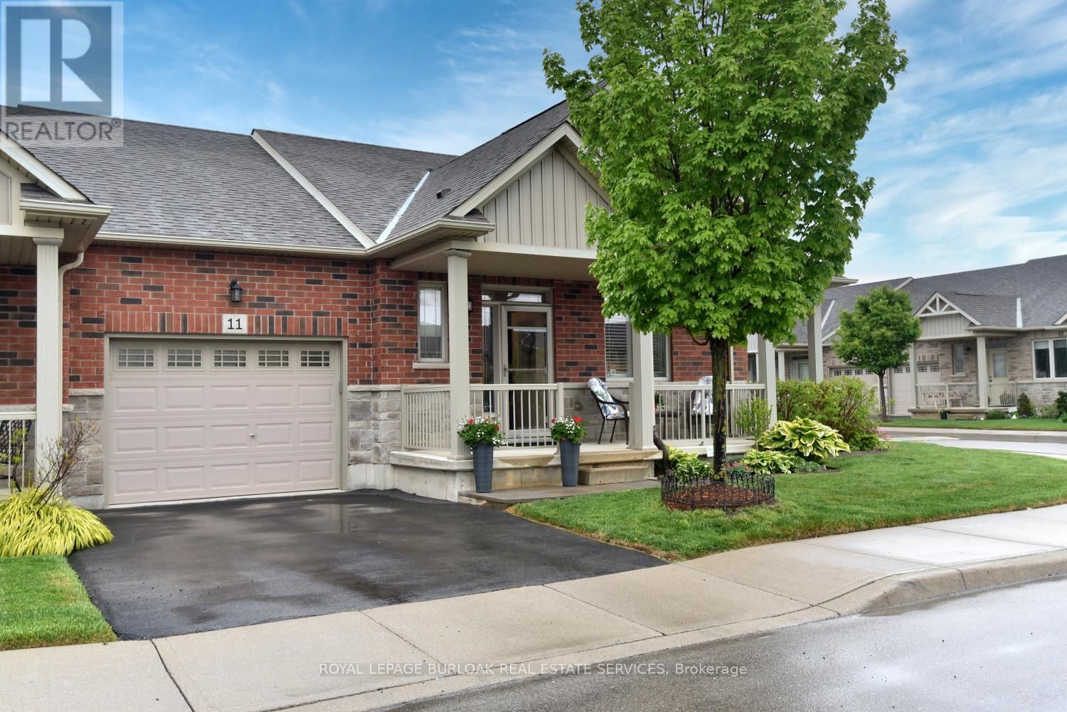 11 ECKER LANE Image 4