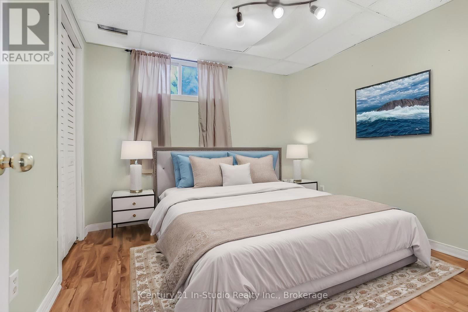 311817 GREY ROAD 8 Image 35