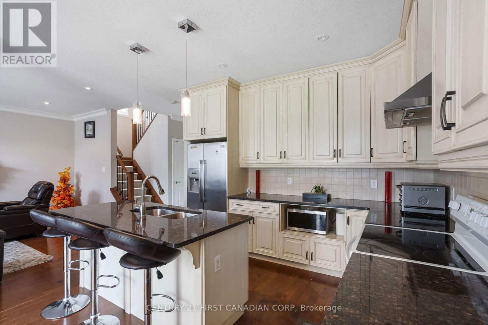 6621 NAVIN CRESCENT Image 17