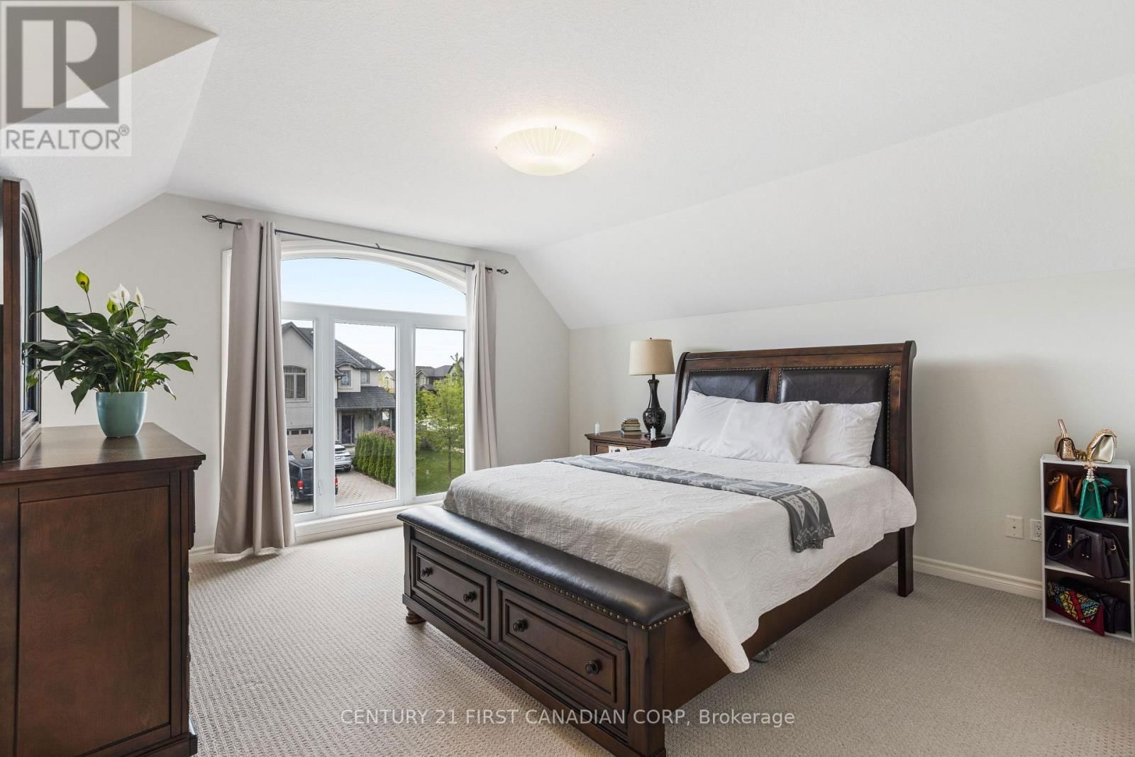 6621 NAVIN CRESCENT Image 23
