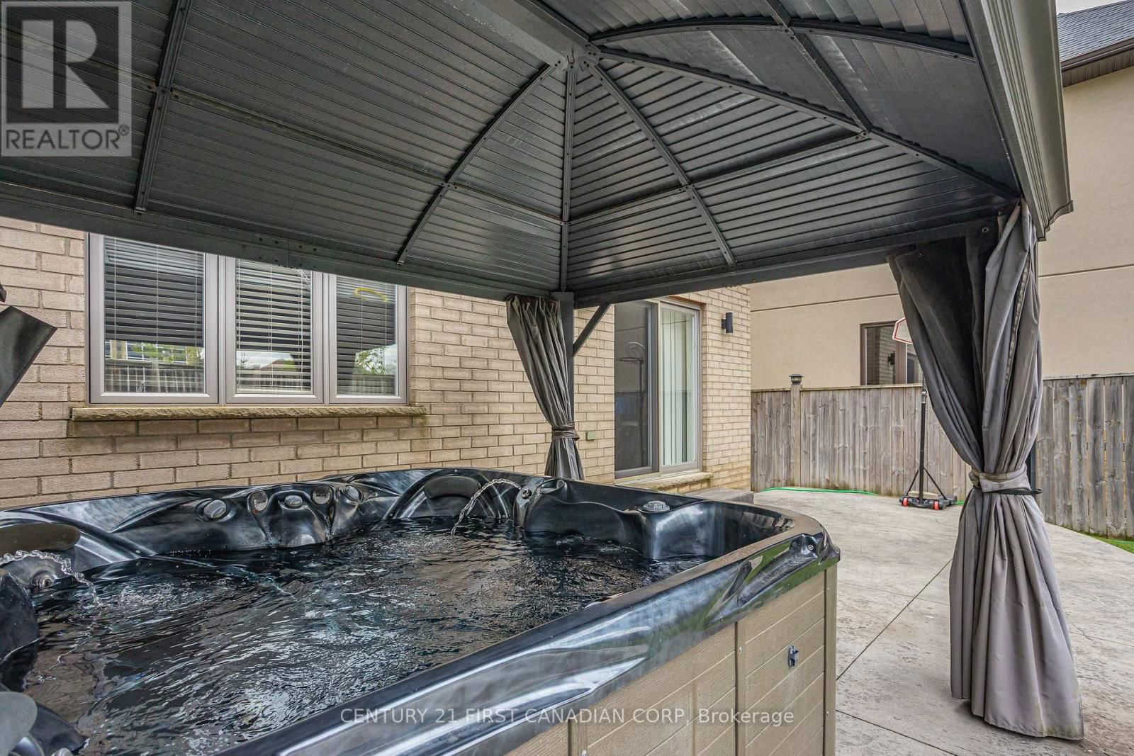 6621 NAVIN CRESCENT Image 41