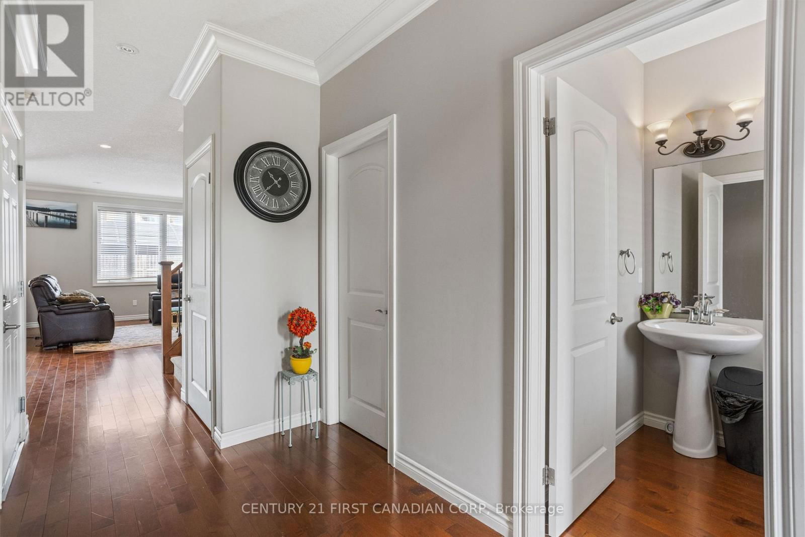 6621 NAVIN CRESCENT Image 7