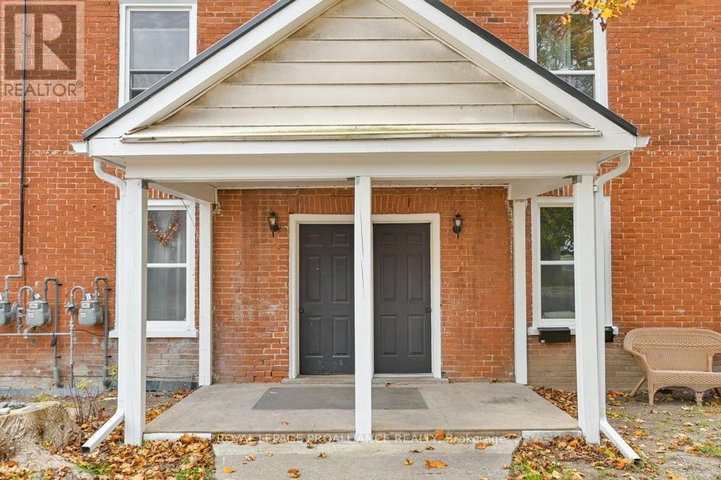 91 BRIDGE STREET WEST Image 5
