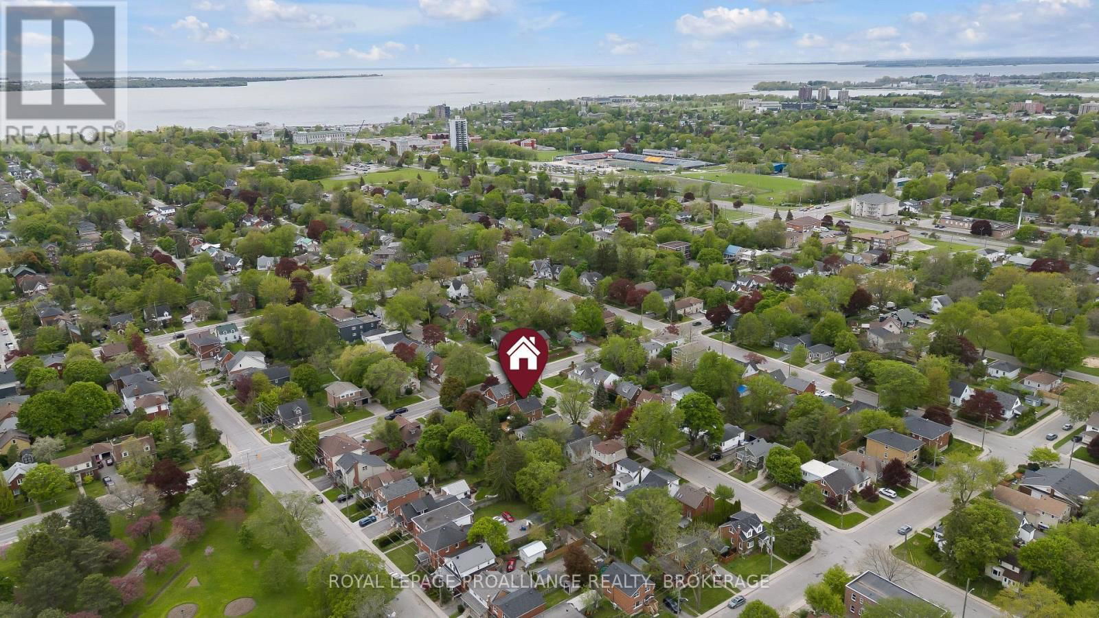 295 COLLEGE STREET Image 30
