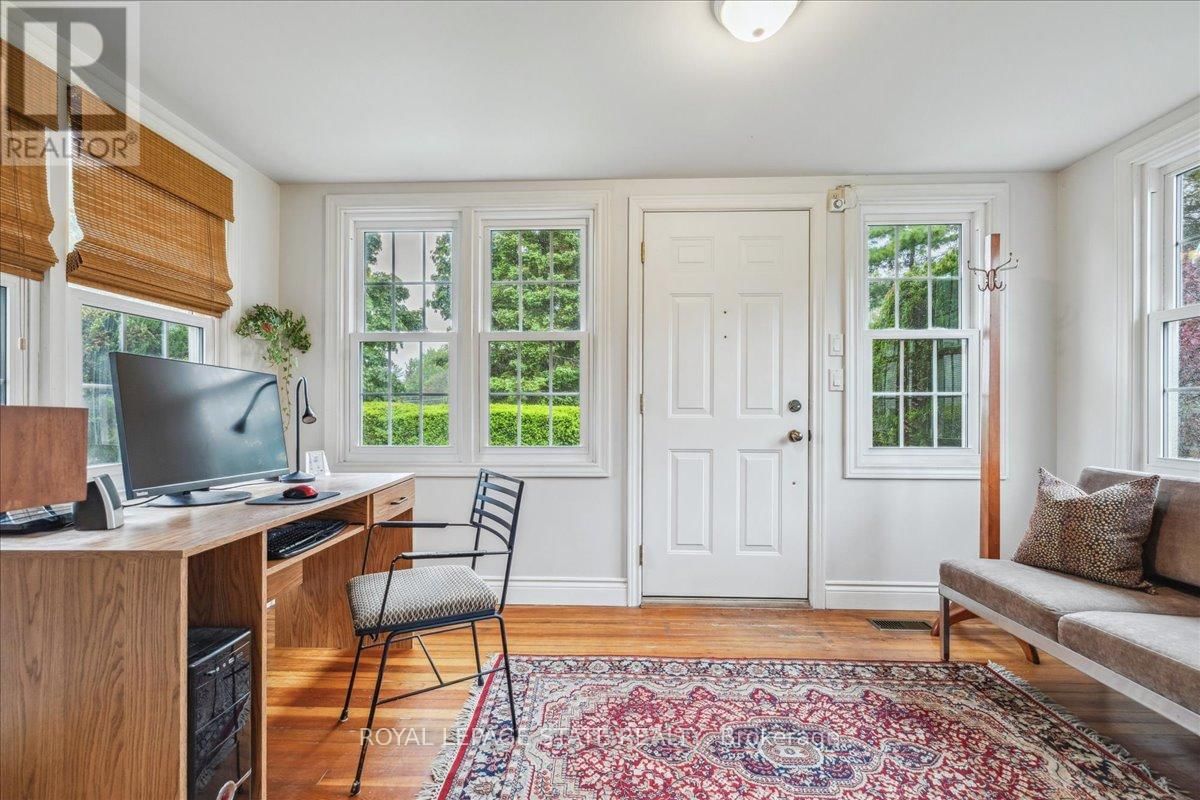179 NIAGARA STREET Image 19