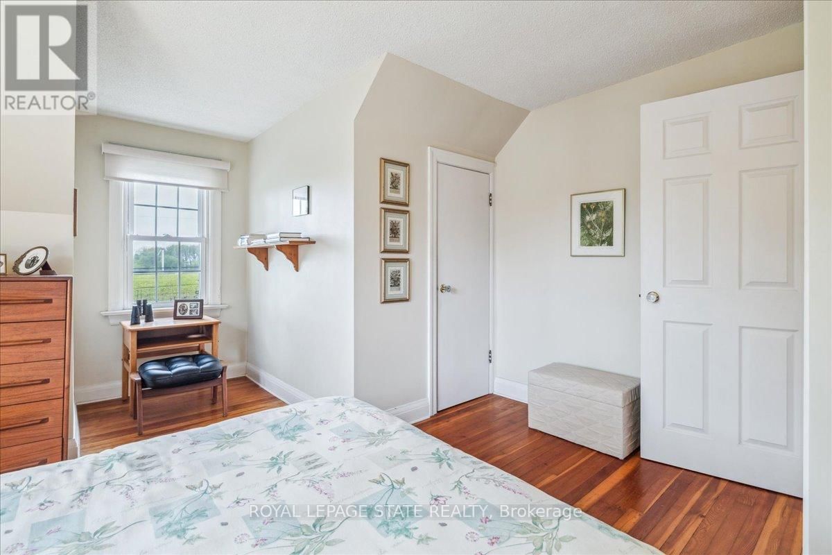 179 NIAGARA STREET Image 24