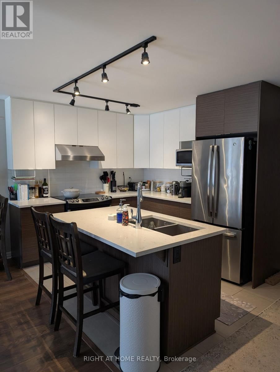 1 - 307 PICTON AVENUE Image 2