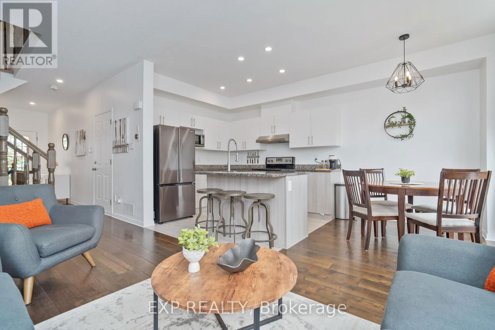 134 CAMDEN PRIVATE Image 12