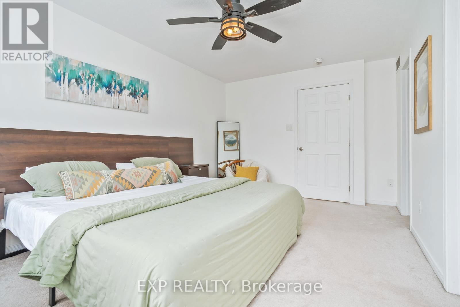 134 CAMDEN PRIVATE Image 14
